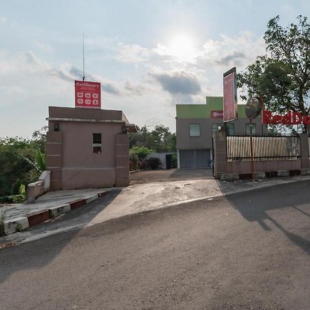 Reddoorz Syariah Near Rs Hermina سوكابومي المظهر الخارجي الصورة